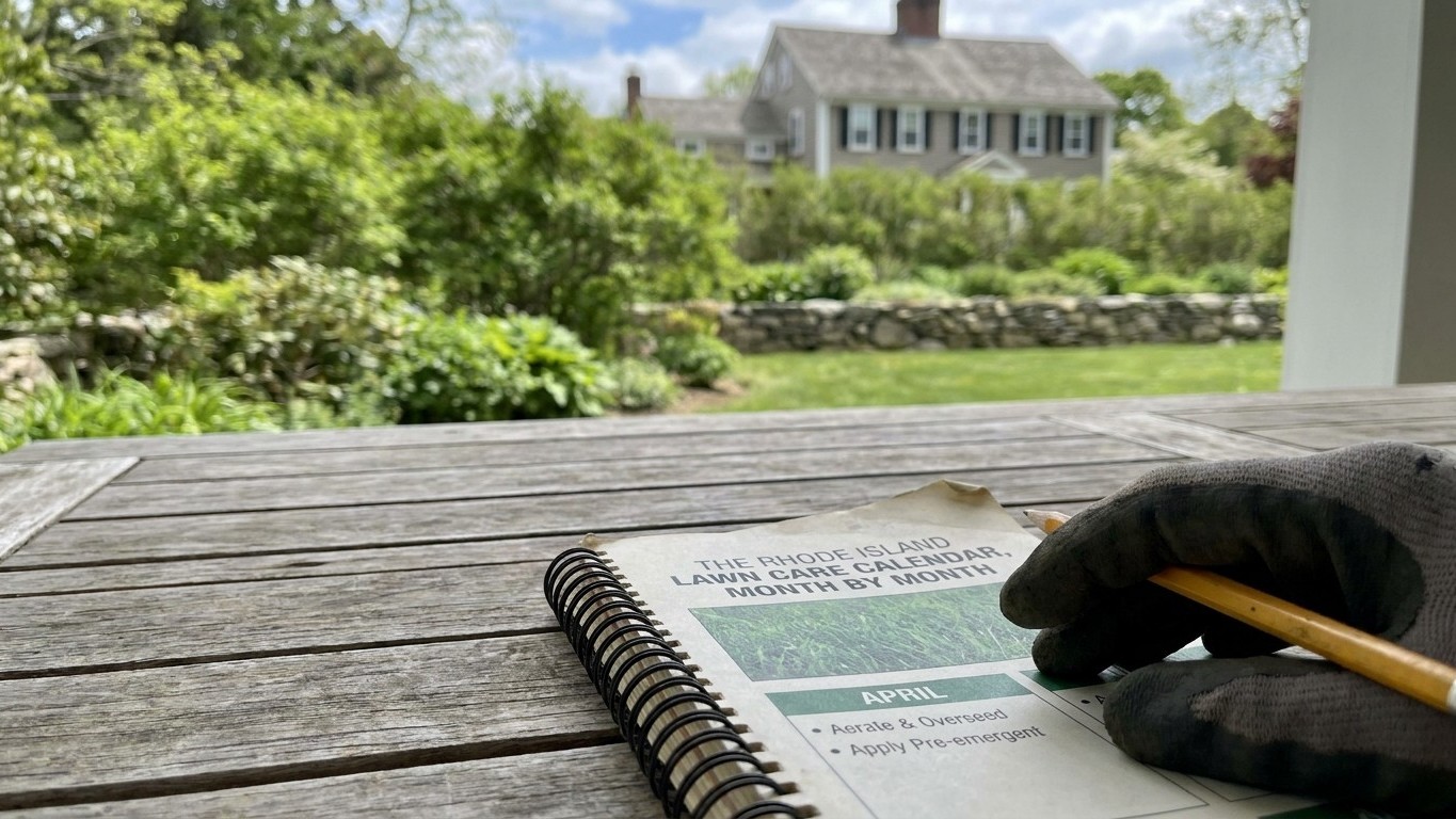The Rhode Island Lawn Care Calendar, Month by Month
